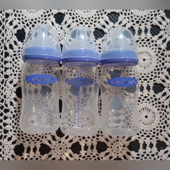 Lanisoh Other - EUC Lanisoh 8 oz Baby bottles set of 3